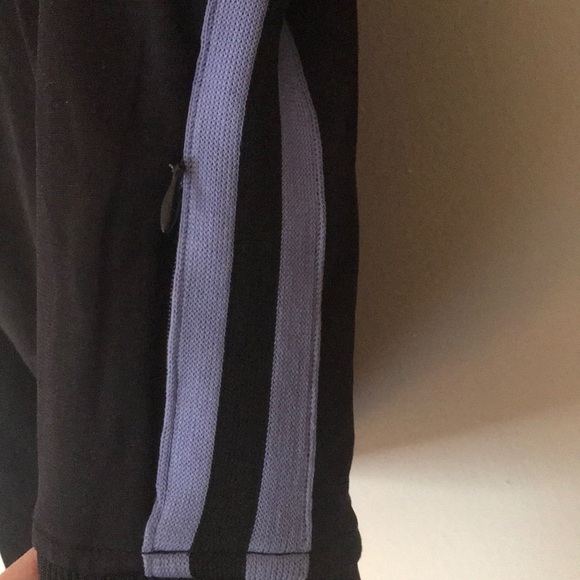 Guess hoodie with stripes - Picture 2 of 5